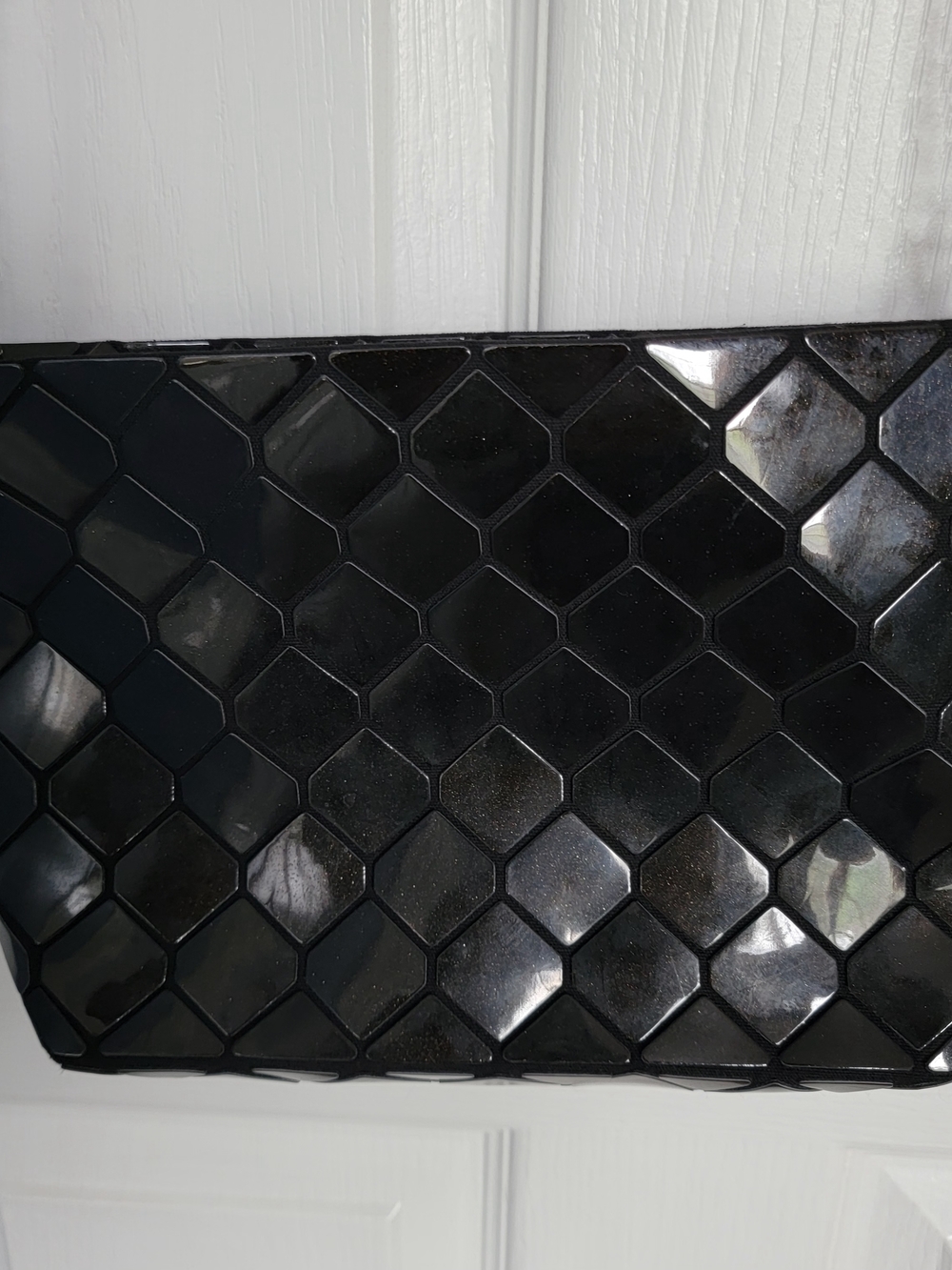 Sleek Black Geometric Crossbody Bag - Modern Shine